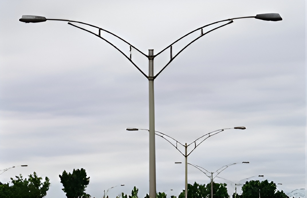 DOOVY-1 STREET LIGHT