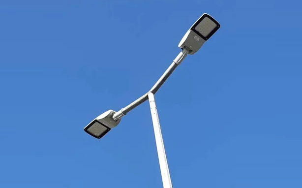 STREET KING DOUBLE ARM POLES